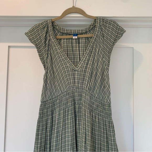 Old Navy - Picture 1 of 5